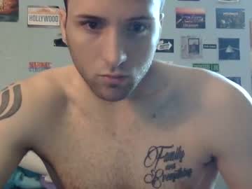 webcam man lucasbacon13 live cam image #5003304