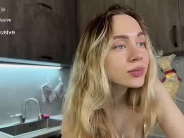webcam girl tatti_1 live cam image #6134717
