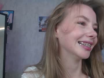 webcam girl elli_harmon live cam image #5730113