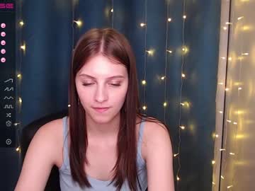 webcam girl lilliasweety live cam image #1986830