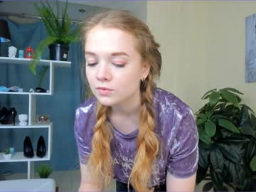 webcam girl katherine_hi live cam image #4876511