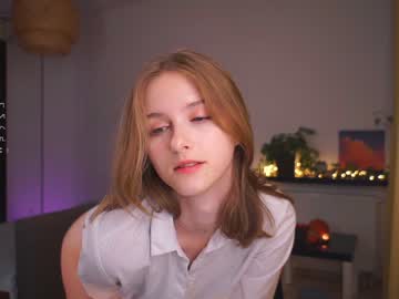 webcam girl pixie_pie live cam image #5487412