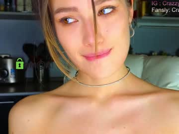 webcam girl crazzy_cherry live cam image #6588818