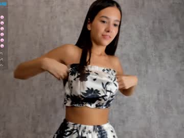webcam girl amandamedrano live cam image #2787114