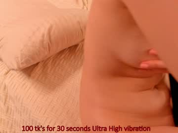 webcam girl crystalreves live cam image #460331