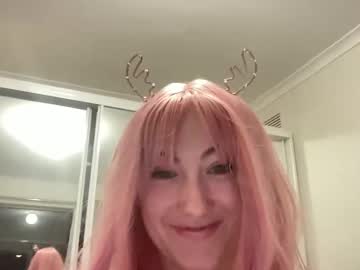 webcam girl scarlettlayne live cam image #7066581