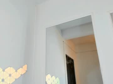 webcam girl hotfallingdevil live cam image #1319190