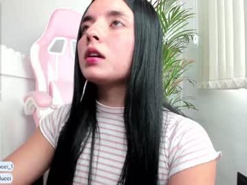 webcam girl pavlovacoluccii_ live cam image #2162909