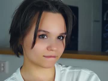 webcam girl primrosecolemanf live cam image #7058639
