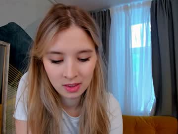 webcam girl milablush live cam image #3759572