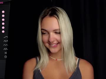webcam girl beverly_hillls live cam image #6324578