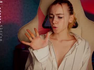 webcam girl emelywood_ live cam image #3591872