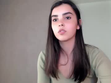 webcam girl nika_la live cam image #1637733