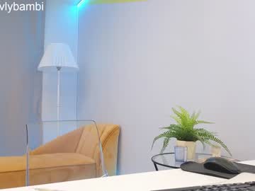 webcam girl lovlybambi live cam image #5598631