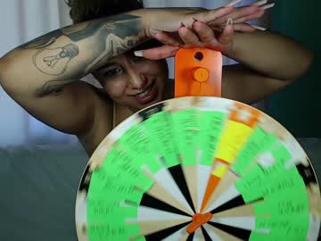 webcam girl selly_madelline live cam image #2129902