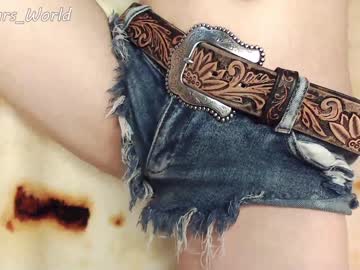 webcam girl murbears_world live cam image #2251652