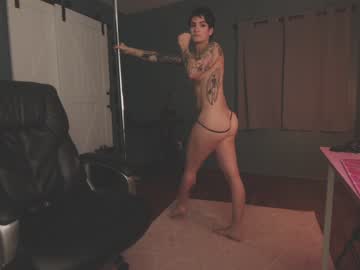 webcam girl aynmarie live cam image #5532056