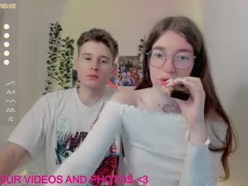 webcam couple alicekaneky_xx live cam image #2180513
