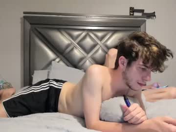 webcam man gayndepressed live cam image #3041370