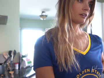 webcam girl phoenix_taylor live cam image #1963372