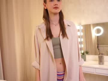webcam girl courageous_dancer live cam image #7096302