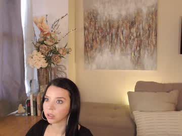 webcam girl stacimarierose live cam image #1042095