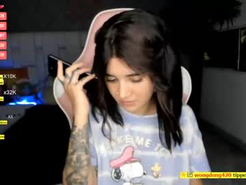 webcam girl sugar_troubl3 live cam image #1621877