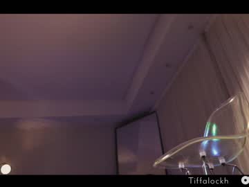 webcam girl tifalock_ live cam image #3174897