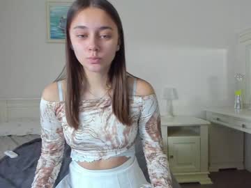 webcam girl eleonora_linn live cam image #2862604