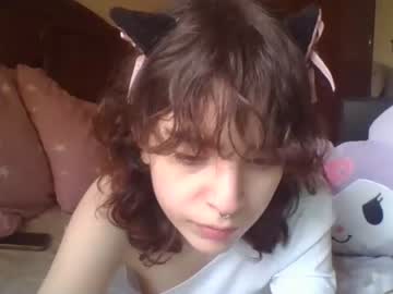 webcam girl kitsunebby live cam image #4159773