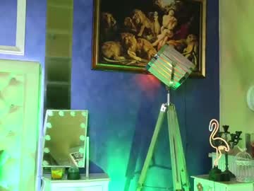 webcam girl student_class live cam image #5607983