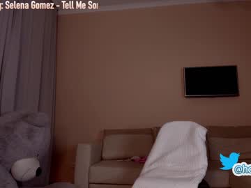 webcam girl hollyextra live cam image #1321669