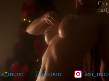 webcam girl lesi_moon live cam image #6038864