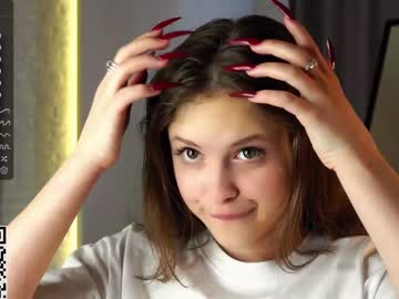 webcam girl a_whole_eternity live cam image #6866343