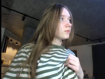 webcam girl mysat live cam image #1351206
