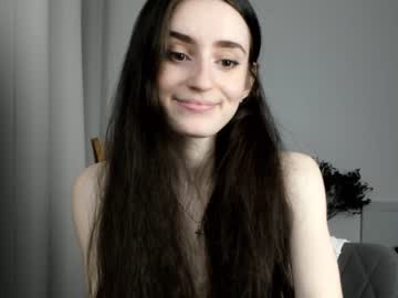 webcam girl lisawoo live cam image #3806098