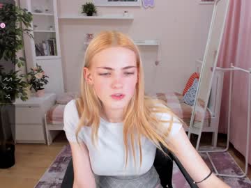 webcam girl rosa_flavors live cam image #5141183