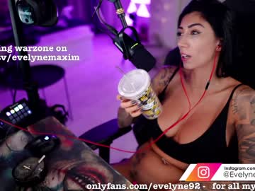 webcam girl evelyne92 live cam image #2788947