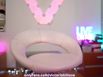 webcam girl victoriahillova live cam image #5318160