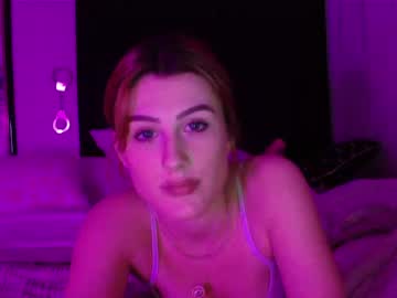 webcam girl briadominick live cam image #6244107