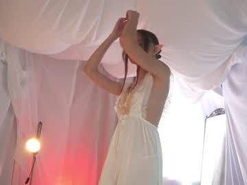 webcam girl kateuwugirl live cam image #5175438