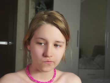 webcam girl silviaharkey live cam image #7085764