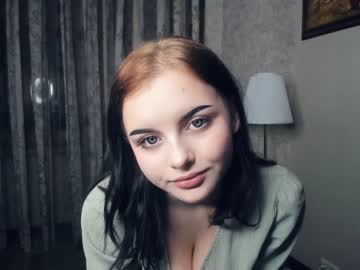 webcam girl cute_caprice live cam image #4469536