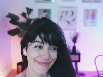 webcam girl katdreams live cam image #4634498