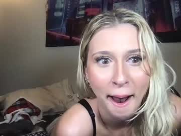 webcam girl scarlettsantana_ live cam image #3097803