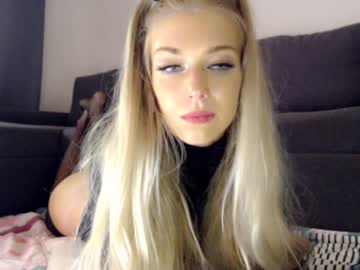 webcam girl pervyblonde live cam image #1966547