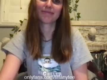 webcam girl tiffanytee2 live cam image #3572878