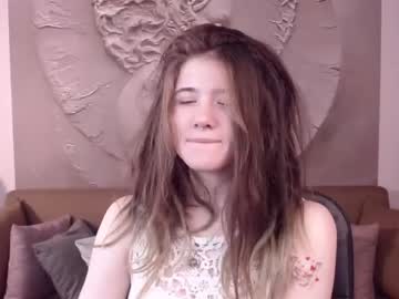 webcam girl annieaimee live cam image #2340446