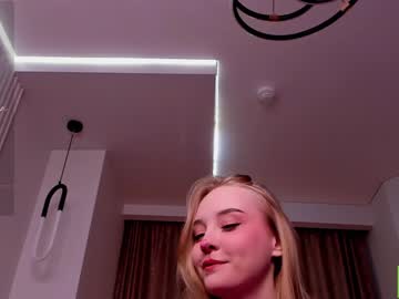 webcam girl lissa_meooow live cam image #6717903