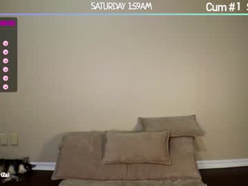 webcam girl milavalentinax live cam image #2173805